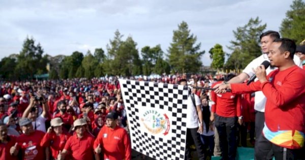 10 Ribu Warga Ikut Jalan Sehat Andi Mager di Malino, Andi Sudirman dan Adnan Tampak Kompak