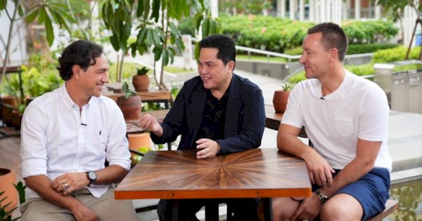 Kala Erick Thohir Ajak Terry dan Nesta Keliling Sarinah Beli Oleh-oleh