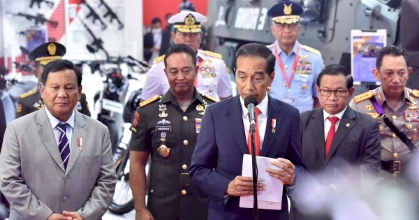 Presiden Jokowi Tanggapi Lukas Enembe Sudah Ditangkap: KPK Pasti Punya Bukti