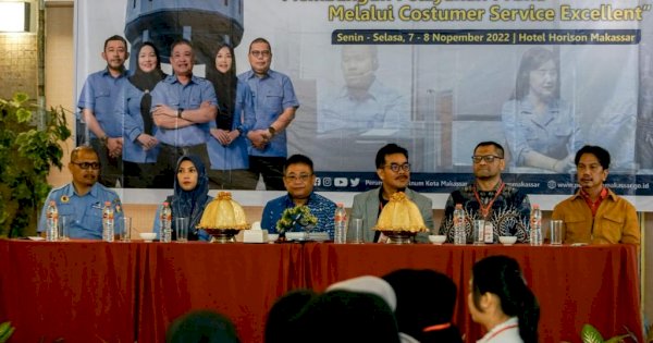 Tingkatkan Layanan, Petugas Costumer Service PDAM Kota Makassar Diberi Pelatihan