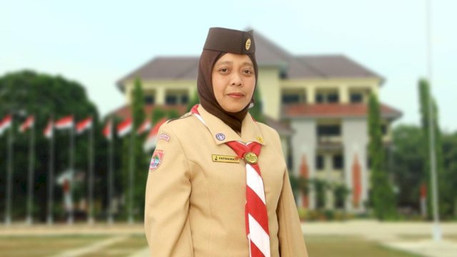 Dokumentasi Pembina Putri Pramuka Universitas Islam Negeri (UIN) Alauddin Makassar, Fatmawati Hilal yang diangkat sebagai Kepala Pusat Pendidikan dan Pelatihan Gerakan Pramuka Kwartir Cabang Gerakan Pramuka Kota Makassar.