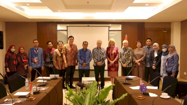 Wali Kota Makassar Moh Ramdhan Pomanto melakukan one on one meeting dengan beberapa delegasi negara sebagai rangkaian dari Makassar Invesment Forum (MIF) di Hotel Four Point by Sheraton, Selasa (8/11/2022).