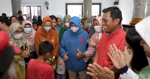 PKK Makassar Berikan Bantuan untuk Korban Terdampak Banjir 