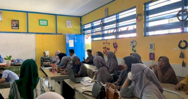 DLH Makassar Ajak Siswa Peduli dan Berbudaya Lingkungan Hidup Sejak Dini