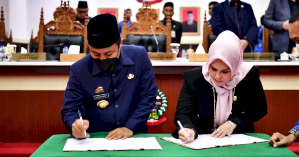 DPRD dan Gubernur Sulsel Teken APBD TA 2023, Ini Rinciannya