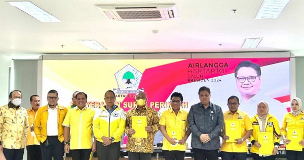 Muhammad Fauzi Terima Surat Tugas dari Airlangga Hartarto Jelang Pileg 2024