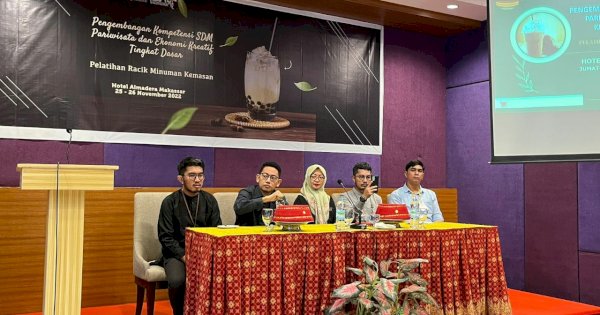 Wujudkan 10.000 SDM Ekraf, Dispar Makassar Gelar Pelatihan Racik Minuman Kemasan