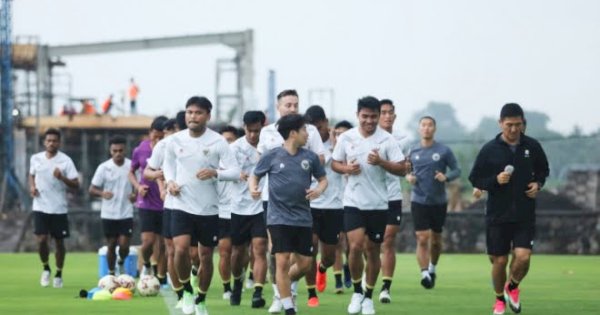 Latihan Perdana Timnas Indonesia, Shin Tae-yong Fokus Masalah Fisik