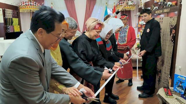 KBRI Astana meresmikan Pencak Silat Corner di Rumah Budaya Indonesia di Astana Kazakhstan pada tanggal 28 November 2022.