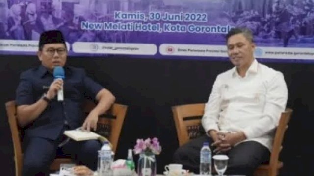 Penjabat Gubernur Gorontalo Hamka Hendra Noer saat membuka kegiatan temu silaturahmi industri jasa usaha pariwisata dan pelaku ekonomi kreatif, dalam rangka pembahasan penyelenggaraan Mice, Sport Tourism dan ekonomi kreatif Provinsi Gorontalo, Kamis (30/6/2022).