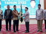 Gubernur Andi Sudirman Lepas Kafilah MTQ Ke-VI KORPRI Sulsel ke Padang