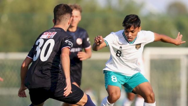 Timnas Indonesia U-20 saat melaksanakan ujicoba melawan Antalyaspor U-20 dan menang 3-2 di Limak Arcadia Football Center, Selasa (8/11/2022). (foto: PSSI) 