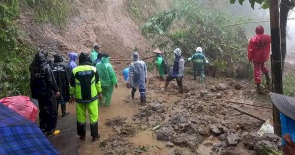 3 Korban Tertimpa Material Longsor di Gowa Ditemukan Tewas 