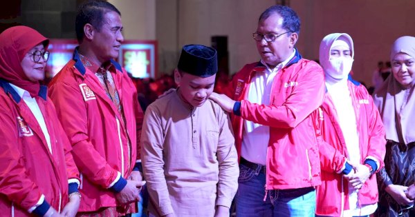 IKA Unhas Beri Beasiswa Anak Korban Meninggal Insiden Tarik Tambang