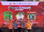 Luwu Utara Raih Penghargaan TPAKD Terbaik 2022 dari OJK