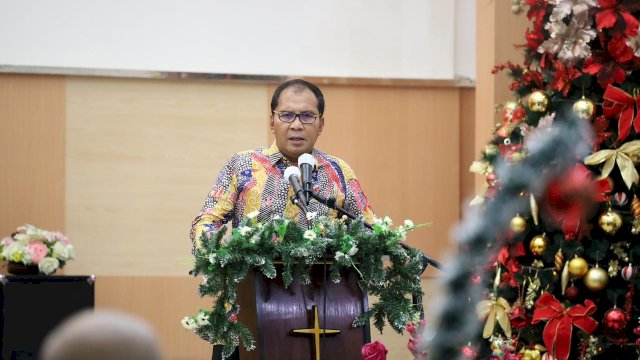 Wali Kota Makassar Moh Ramdhan Pomanto saat menghadiri Perayaan Natal Gereja Kristen Sulawesi Selatan (GKSS) Klasis Makassar Jemaat Makkio Baji, di Jalan Tupai, Kecamatan Mamajang, Kamis (22/12/2022).