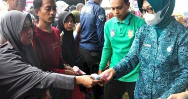 Peringati HUT ke-22 Provinsi Gorontalo, Pemprov Kembali Gelar Pasar Murah di Lapangan Padebuolo