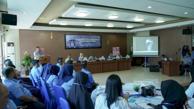 Perumda Air Minum Kota Makassar mengggelar pelatihan Pengendalian Air Tak Berekening/ Non Revenued Water (NRW) kepada karyawan, yang berlangsung di Aula Tirta Dharma Perumda Air Minum Kota Makassar dari tanggal 5-8 Desember 2022.