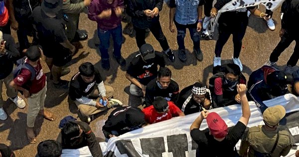 Oknum Demonstran Rusak Fasilitas Kantor Gubernur Sulsel, Kasatpol Minta Polda Tangkap Pelaku