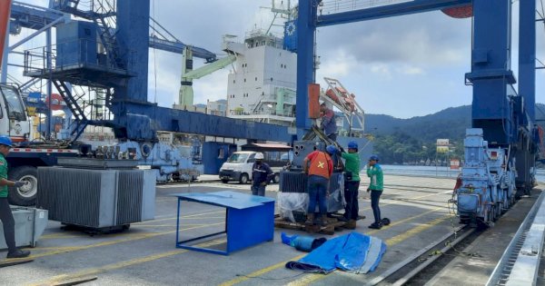 Pelindo Elektrifikasi Peralatan Pelabuhan, Wujudkan Green Port