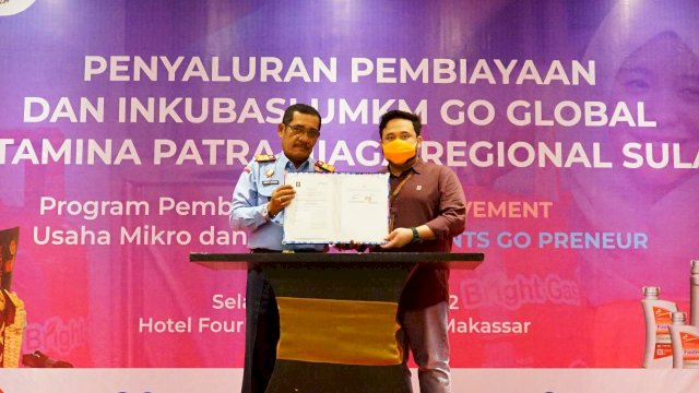 Kepala Kantor Wilayah Kementerian Hukum dan HAM Sulawesi Selatan bersama dengan PT. Pertamina Patra Niaga Regional Sulawesi gelar penandatanganan Nota Kesepahaman terkait Fasilitasi Pendaftaran Kekayaan Intelektual (KI) bagi Pelaku Usaha Mikro dan Usaha Kecil.