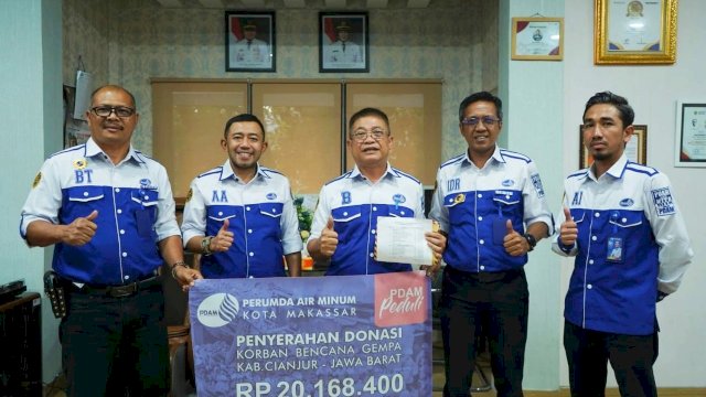 Perumda Air Minum Kota Makassar mengirimkan bantuan kepada korba gempa di Cianjur Jawa Barat pada Selasa (6/12/2022).