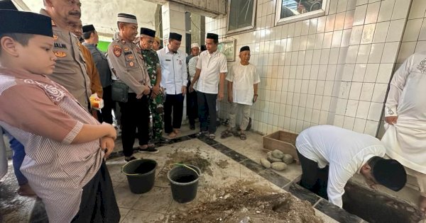 Rudianto Lallo Siap Mengawal Renovasi Masjid Ihyatul Jamaah Lembo