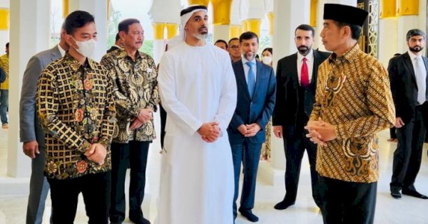 Presiden Jokowi Sambut Putra Presiden UEA di Masjid Raya, Ingin ke Nikahan Kaesang-Erina