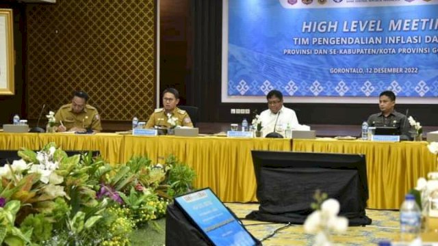 Suasana High Level Meeting (HLM), yang dipimpin Penjabat Gubernur Gorontalo Hamka Hendra Noer dan Kepala Perwakilan BI Gorontalo, di ballroom lantai empat Kantor BI, Senin (12/12/2022).