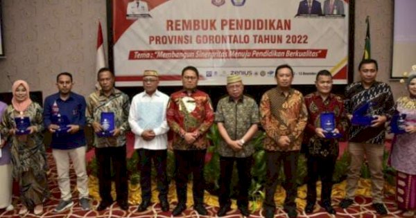 Peringati Hari Guru Nasional, Tenaga Kependidikan di Gorontalo Banjir Hadiah