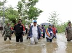 Wali Kota Danny Pomanto Turun Langsung Evakuasi Korban Banjir di Antang