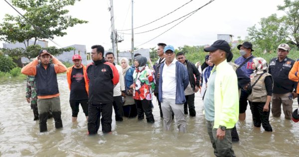 Pemkot Makassar Siapkan 11 Titik Pengungsian di Antang, Danny Beri Bantuan