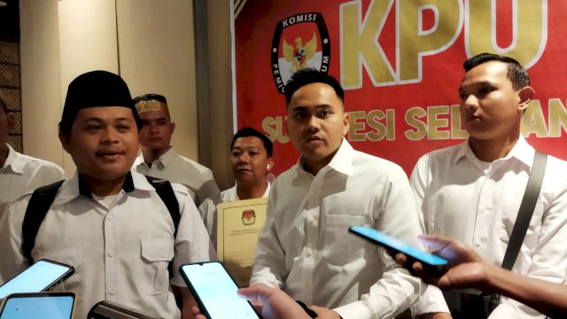 Anggota DPRD Makassar dari Fraksi PDIP, Al Hidayat Samsu menegaskan ingin maju jadi calon Anggota DPD RI pada Pemilu 2024 mendatang.