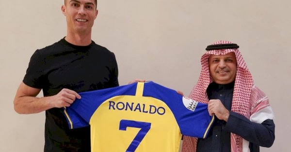 Gaji Ronaldo di Al Nassr Diperkirakan Rp9 M Per Hari