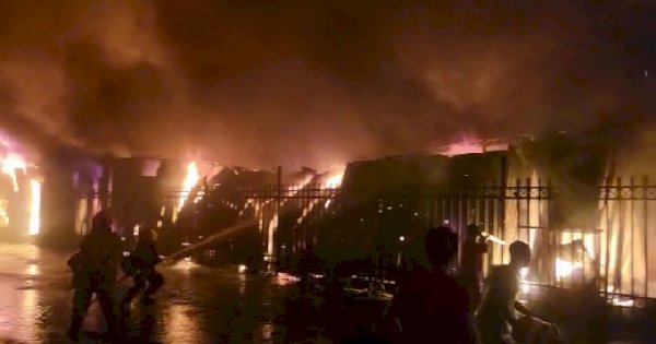 Pasar Sentral Makassar Terbakar!