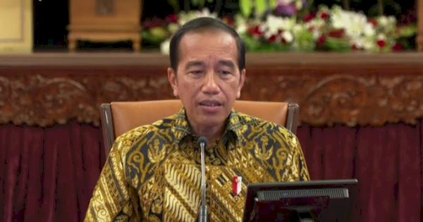 Presiden Jokowi Resmi Cabut PPKM 