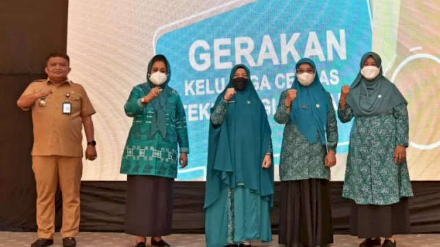 Launching Gerakan Keluarga Cerdas Teknologi Digital, Naoemi Berharap Ada Tindak Lanjut ke Desa-desa