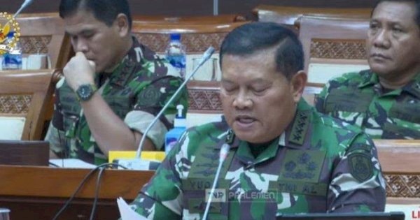 Panglima TNI Minta Maaf Usai Video Viral Serukan Pendemo Rempang Dipiting