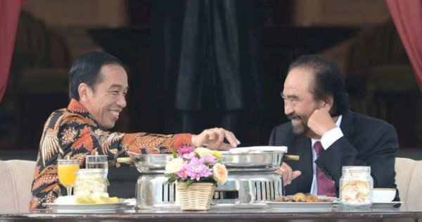 Surya Paloh Sebut Presiden Jokowi &#8216;Kepo&#8217; Siapa Cawapres Pilihan Anies