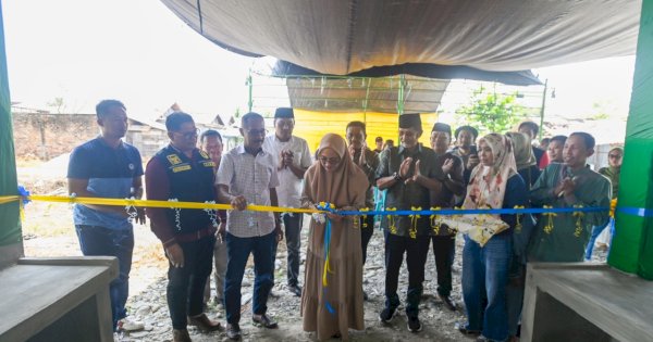 Awali Tahun 2023, Bupati Indah Resmikan Pasar UMKM Satu Atap