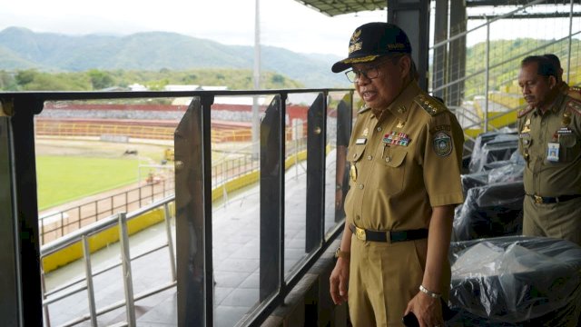 Wali Kota Parepare, Taufan Pawe (TP) meninjau Stadion Gelora BJ Habibie (GBH) Kota Parepare Selasa (3/1/2023).