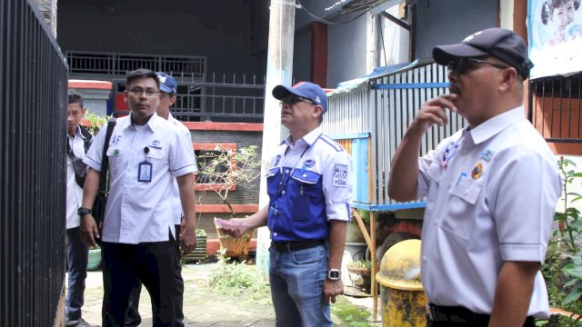 Perumda Air Minum Kota Makassar menunjukkan keberpihakan pada “masyarakat berpenghasilan rendah” dengan memberikan stimulan awal tahun berupa penurunan biaya denda keterlambatan pembayaran pelanggan.