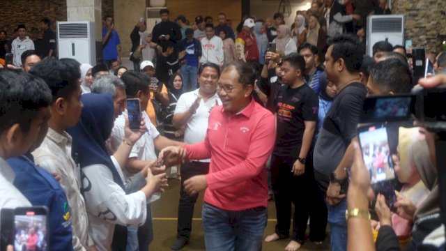 SKPD Hingga Komunitas Rayakan Ultah Danny Pomanto Ke-59 Tahun