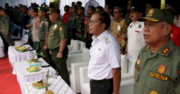 Wali Kota Danny Terima Penghargaan dari Kementerian Lingkungan Hidup dan Kehutanan