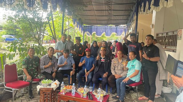 Ketua DPRD Makassar Rudianto Lallo melakukan kunjungn ke masyarakar Kecamatan Mariso dan Mamajang. Hal ini dalam rangka mempererat tali silaturahim dengan warga sekaligus ingin betul-betul menyentuh masyarakat.