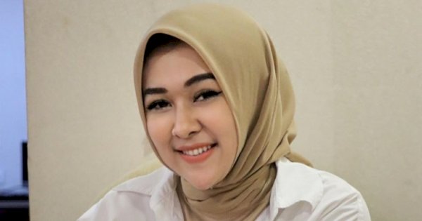 Milenial Cantik Ini Sebut Prabowo Layak Jadi Presiden Berikutnya