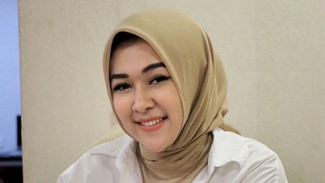 Milenial Cantik Ini Sebut Prabowo Layak Jadi Presiden Berikutnya