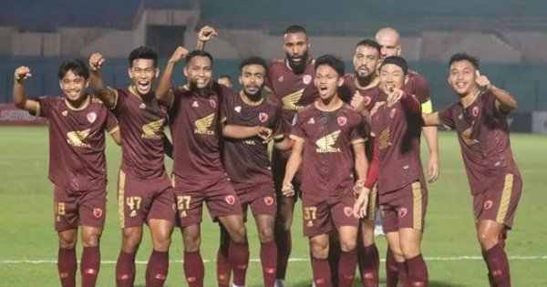 PSM Makassar Tetap di Puncak, Barito Tertahan di Zona Degradasi