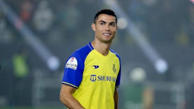 Gara-gara MU, Ronaldo Batal Debut Bersama Al Nassr Menghadapi Al Ta&#8217;ee Hari Ini
