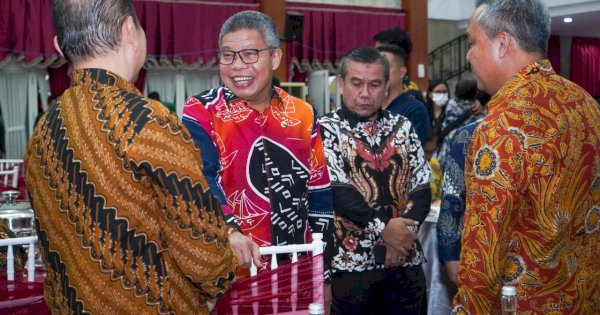 Taufan Pawe Hadiri Pisah Sambut Kejati Sulsel, Ini yang Disampaikan 